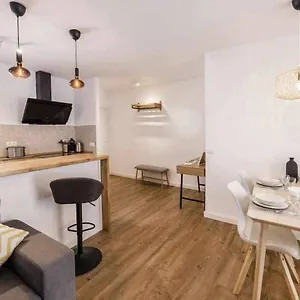 precioso-apartamento-en-el-centro-de-nerja.hotelsinnerja.org/